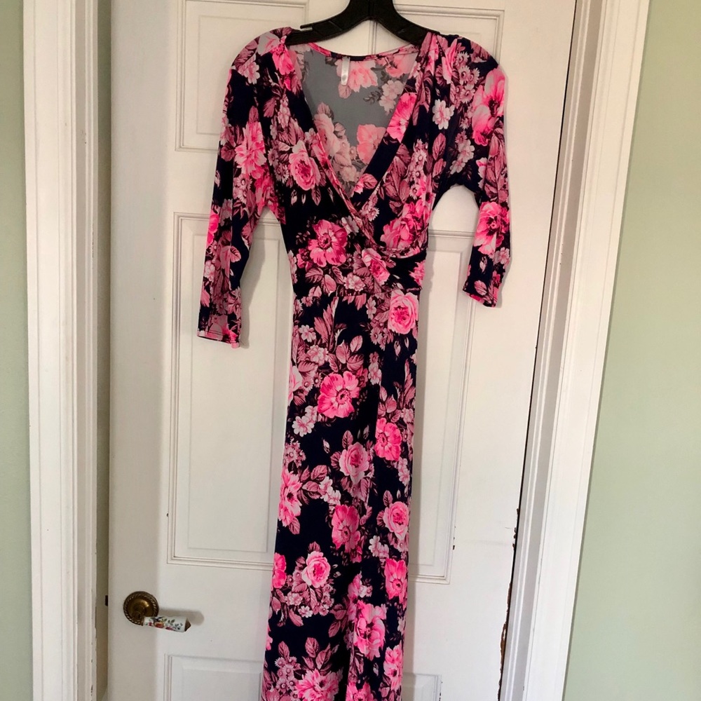 2 Maternity/Nursing Maxi Dresses - Picture 2 of 2